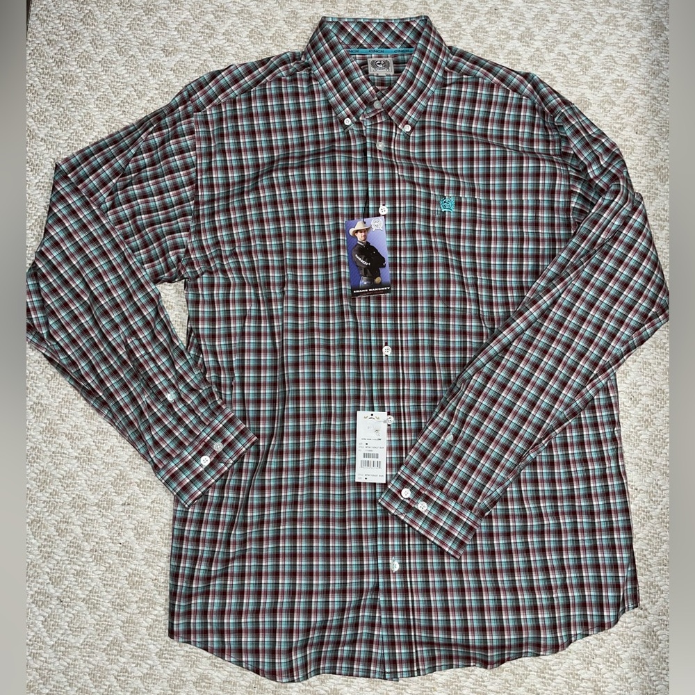 NWT CINCH BUTTON UP